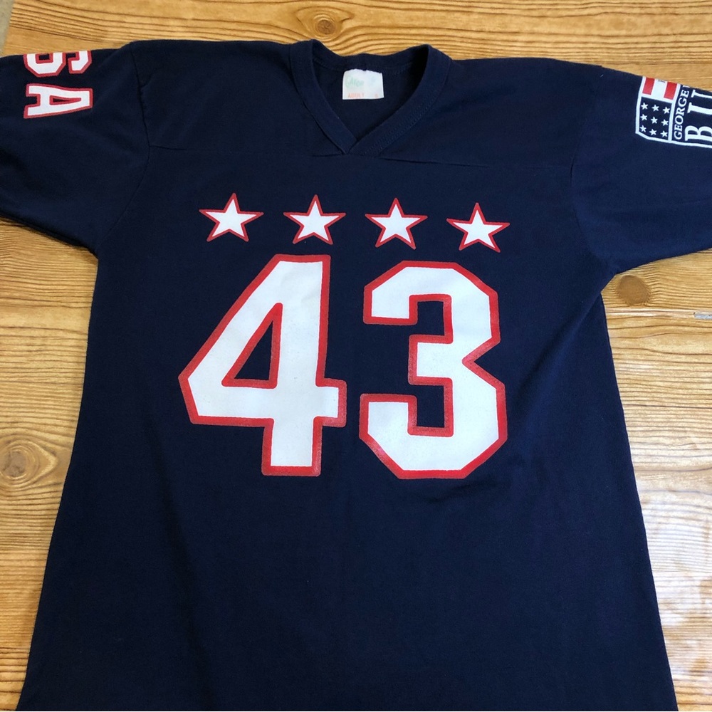 Small George W. Bush #43 shirt.  texas